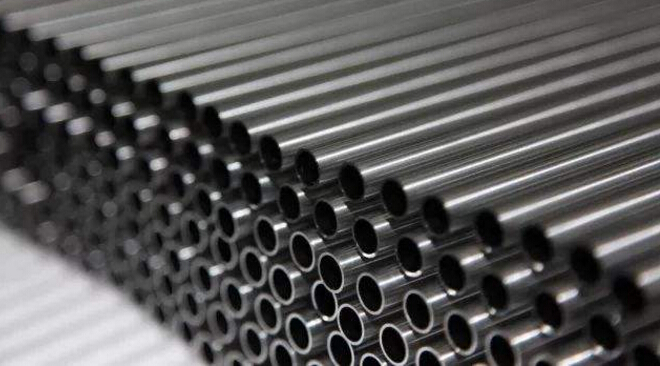 铝合金材料铣削作业通常分为粗加工和精加工两个步骤